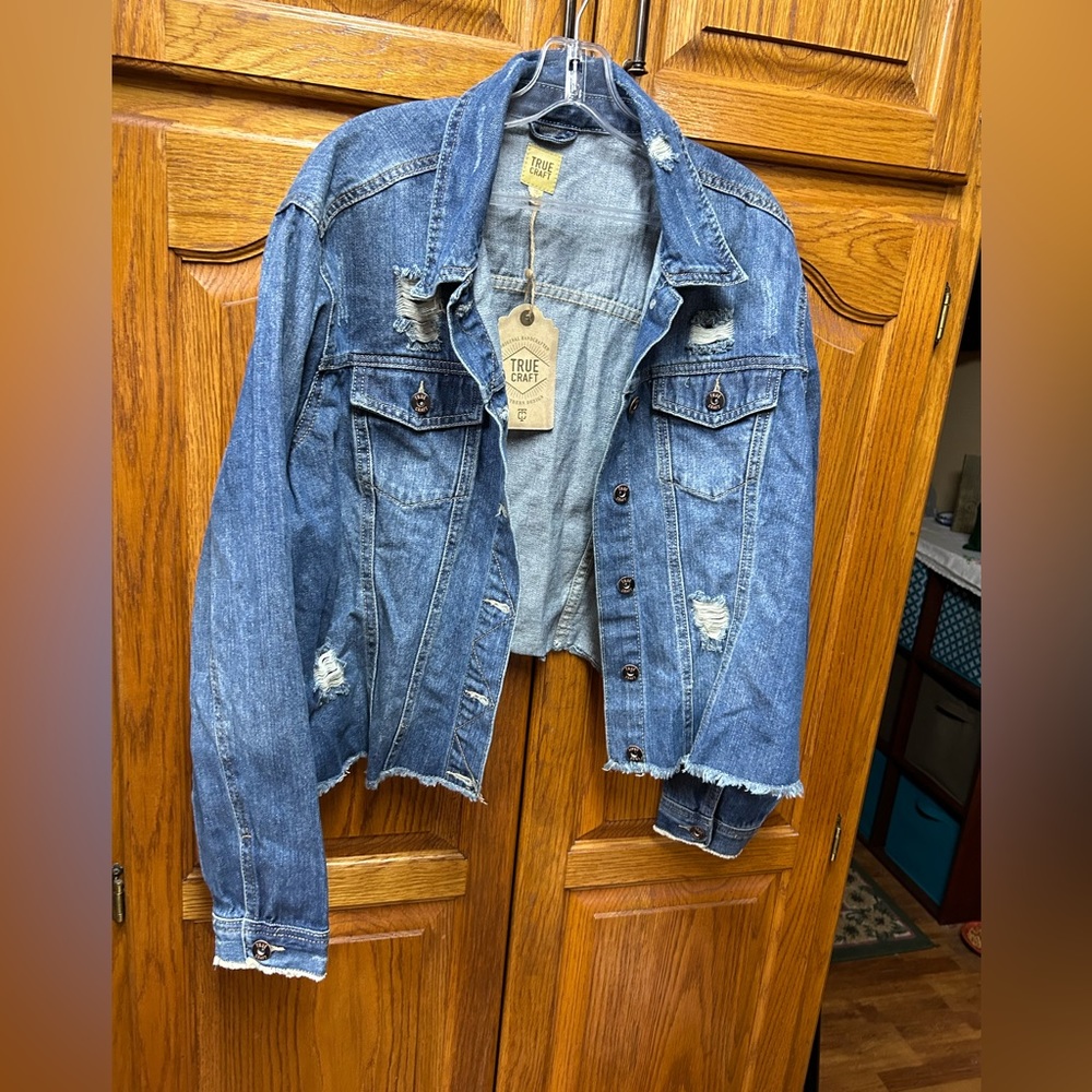 Jean jacket distressed